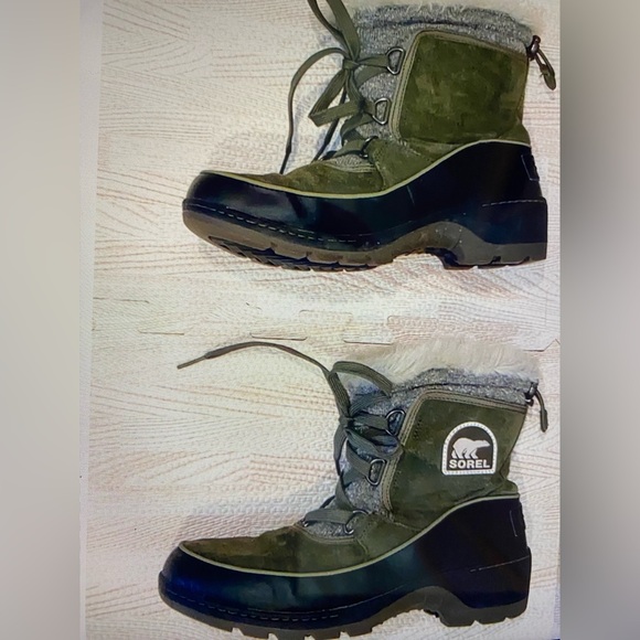 Sorel Women's Olive, Black and Gray Winter Boots - Picture 6 of 11
